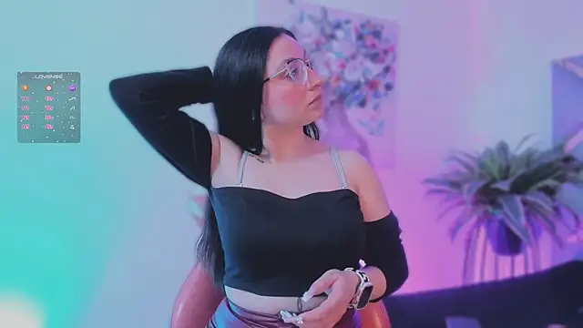 lucy neil online show from December 2, 2025, 2:50 am