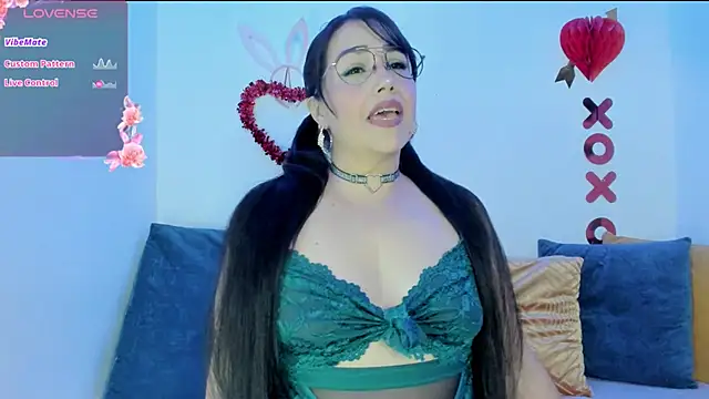 yelenaowens online show from February 10, 2025, 1:24 am