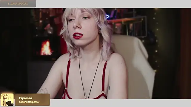 freya sunny online show from February 6, 2025, 5:35 am