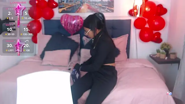 vaness weet online show from February 3, 2025, 12:36 am