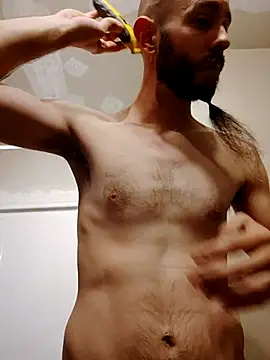 JohnnyFaster online show from November 9, 2025, 7:50 am