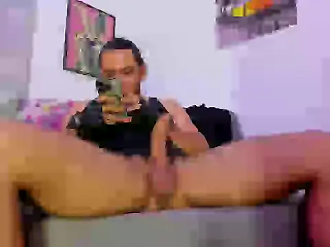 Snapshot of tuyo1995 chatting on March 9, 2026, 5:50 pm tuyo1995 online show from March 9, 2026, 5:50 pm