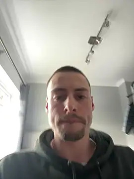 Snapshot of p66n6ll chatting on April 9, 2026, 4:34 pm p66n6ll online show from April 9, 2026, 4:34 pm