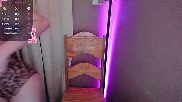 Snapshot of MissAyaCollins chatting on February 28, 2025, 1:05 am MissAyaCollins online show from February 28, 2025, 1:05 am