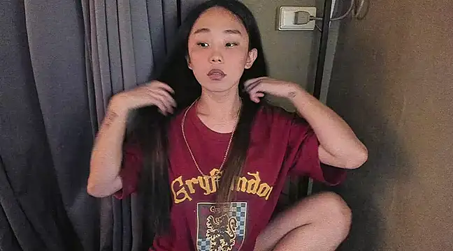 Snapshot of MissAyaCollins chatting on March 17, 2025, 12:35 pm MissAyaCollins online show from March 17, 2025, 12:35 pm