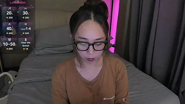 Snapshot of MissAyaCollins chatting on February 22, 2026, 5:19 am MissAyaCollins online show from February 22, 2026, 5:19 am