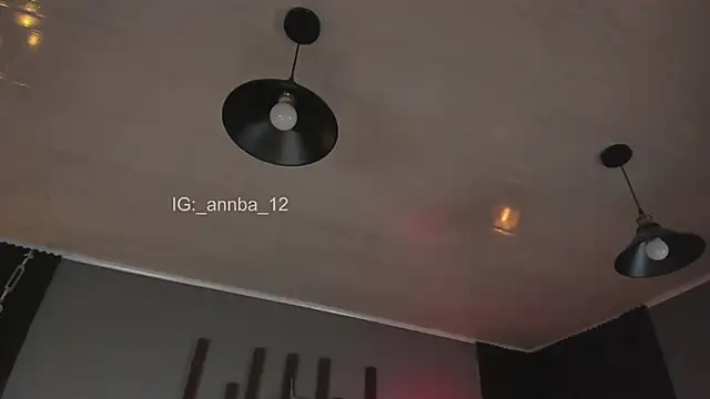 annie barozzi online show from December 3, 2025, 1:31 pm