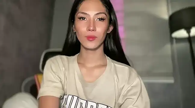 Bella Gordon online show from December 14, 2024, 4:56 am