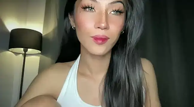 Bella Gordon online show from March 12, 2025, 10:39 pm