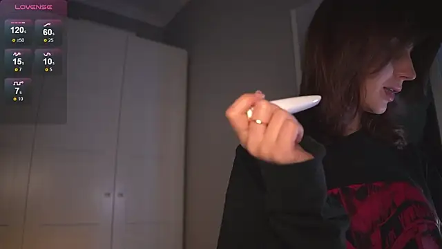 -JuicyMolly- online show from February 17, 2026, 5:41 pm