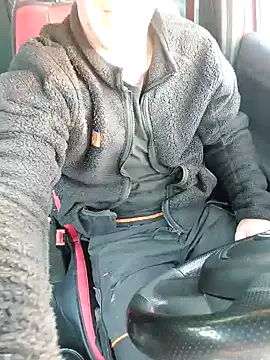 Xcoquinx online show from February 4, 2025, 3:57 pm