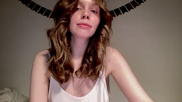 Nikki Mimimi online show from January 31, 2025, 1:23 pm