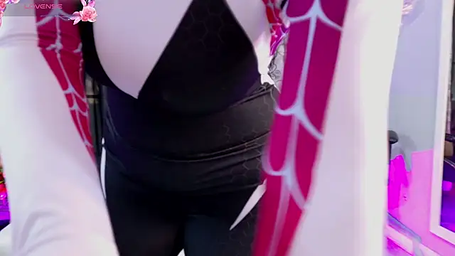 BLACK ROSSE 1 online show from November 4, 2025, 12:59 pm