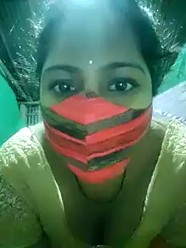 Shristiprakash0 online show from January 1, 2025, 6:06 pm