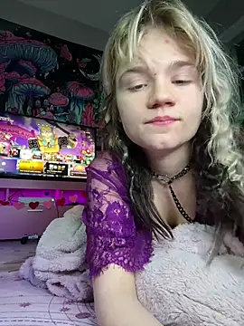 Cutiepiespanks online show from February 3, 2026, 3:59 am