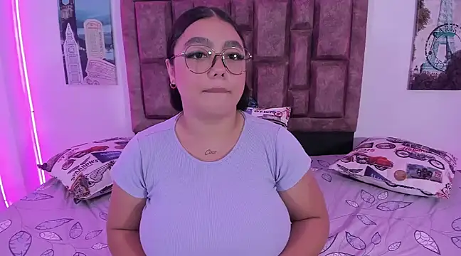 NaughtyAnaa online show from January 7, 2025, 2:42 am