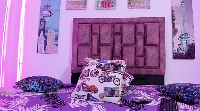 NaughtyAnaa online show from January 15, 2025, 6:01 am