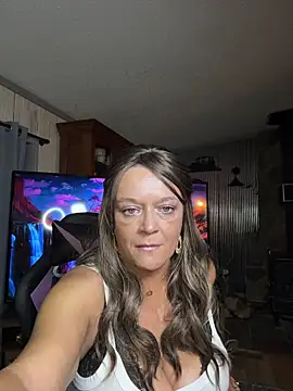 cowgirlc online show from March 13, 2026, 1:56 am