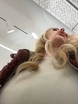 EmaSalis online show from February 6, 2026, 9:12 am