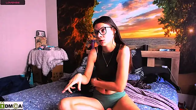 MollyLollipop online show from January 23, 2025, 4:30 am