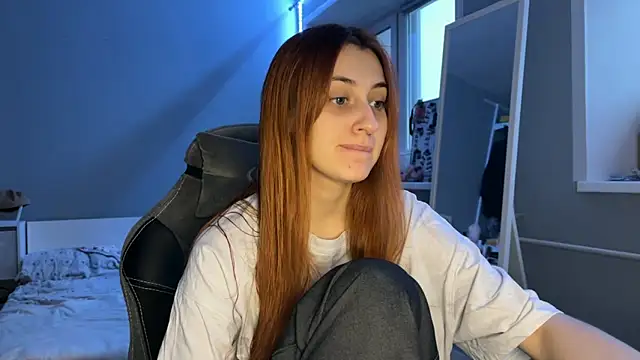 Uniarten online show from February 3, 2025, 12:25 pm