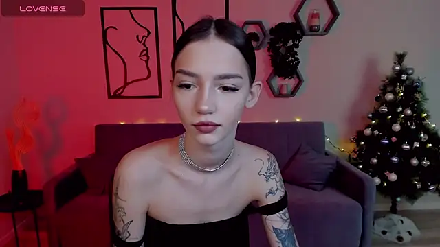 SophieCatty online show from December 31, 2024, 1:26 am