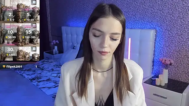 SophieCatty online show from January 30, 2025, 6:24 am