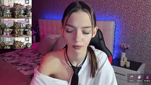 SophieCatty online show from February 3, 2025, 5:40 am