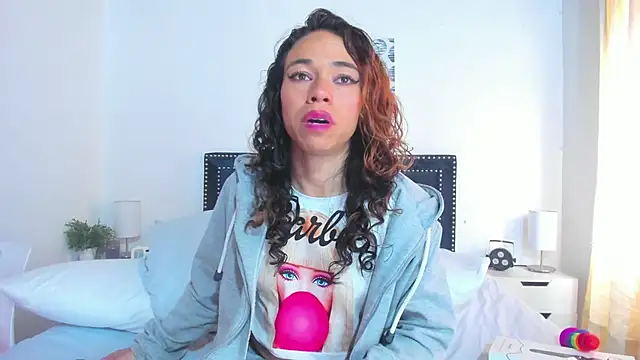 ZulyMichels online show from January 30, 2025, 3:40 pm