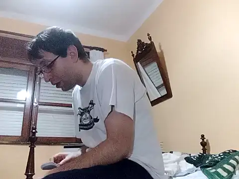 White rabbit  online show from December 6, 2024, 9:02 pm