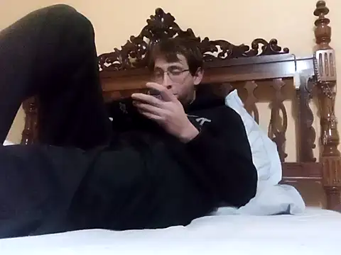 White rabbit  online show from January 17, 2025, 6:12 pm