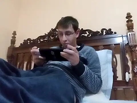 White rabbit  online show from January 21, 2025, 9:15 pm