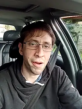 White rabbit  online show from February 23, 2025, 2:35 pm