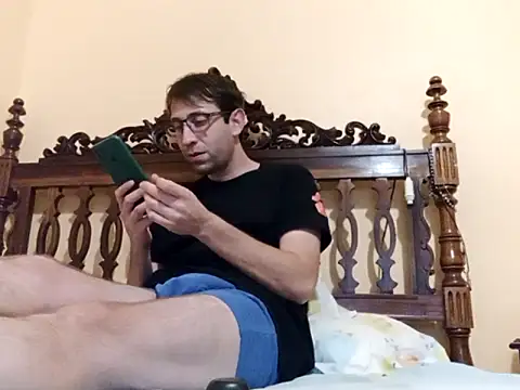 White rabbit  online show from September 11, 2025, 3:23 pm