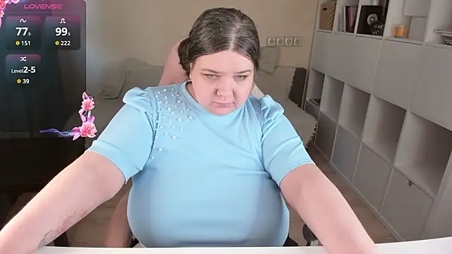 PlumPie online show from March 21, 2026, 6:18 am