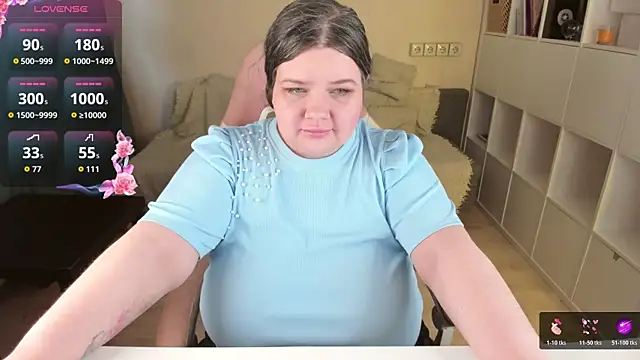 PlumPie online show from April 2, 2026, 3:53 pm