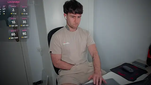 HonestAndrew online show from April 1, 2026, 2:25 pm