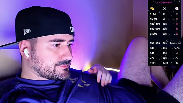 Snapshot of DominantTheo chatting on March 11, 2025, 12:54 am DominantTheo online show from March 11, 2025, 12:54 am