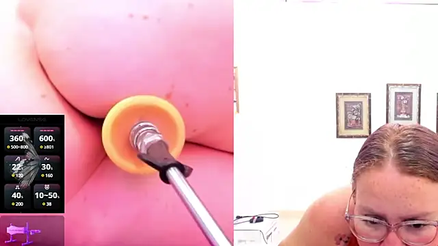 Paulina Davis  online show from February 28, 2025, 9:58 am