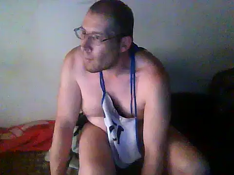 schmidtler35 online show from October 1, 2025, 4:24 pm