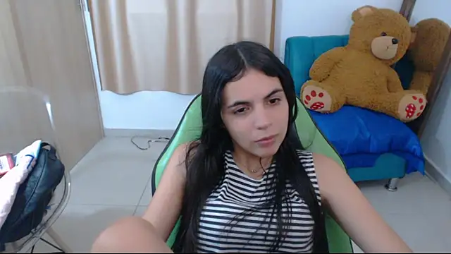  elenna online show from February 25, 2025, 5:25 pm