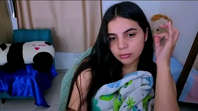  elenna online show from October 10, 2025, 7:02 pm