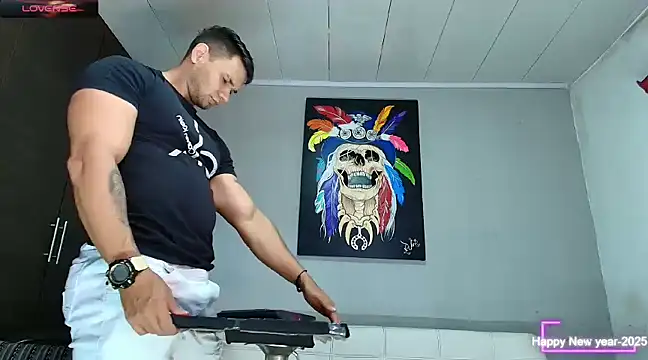 Snapshot of GendersonFit chatting on February 4, 2025, 8:59 pm GendersonFit online show from February 4, 2025, 8:59 pm