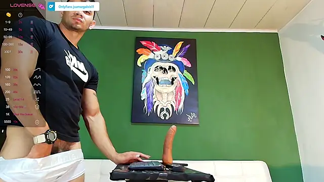 Snapshot of GendersonFit chatting on September 9, 2025, 2:16 pm GendersonFit online show from September 9, 2025, 2:16 pm