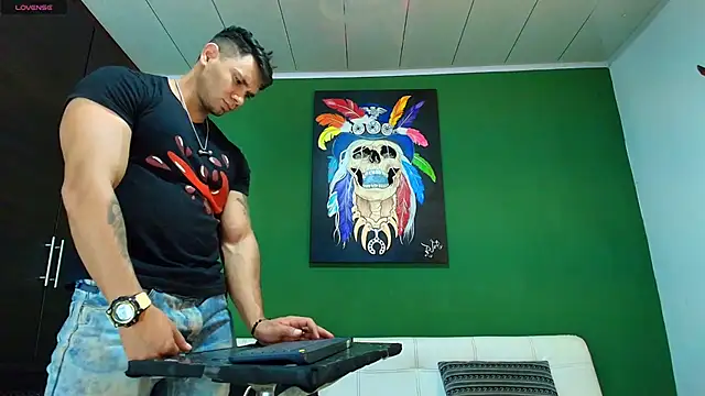 Snapshot of GendersonFit chatting on September 17, 2025, 11:06 pm GendersonFit online show from September 17, 2025, 11:06 pm