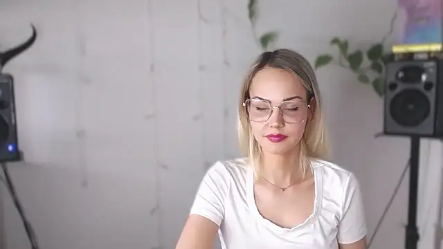 LexiexPlay online show from January 7, 2025, 11:26 am