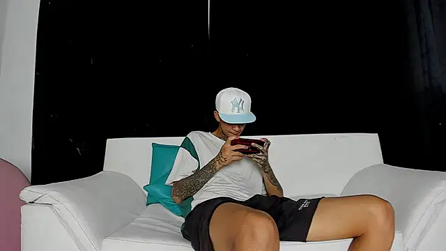 self love46 online show from April 12, 2026, 5:07 pm