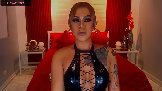 StellaStrong30 online show from November 10, 2025, 9:58 pm