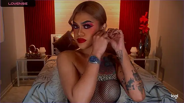 StellaStrong30 online show from March 12, 2026, 11:33 pm