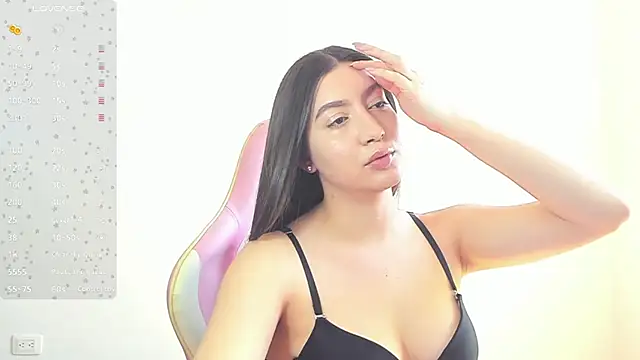 Snapshot of alice-love1 chatting on January 18, 2025, 6:21 pm alice-love1 online show from January 18, 2025, 6:21 pm